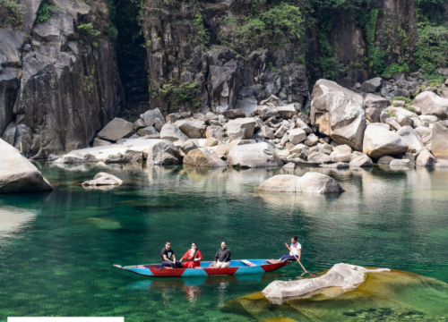 Discover the Beauty of Meghalaya The Perfect Holiday Destination and the Benefits of Hiring a Taxi from DriveLoop Rental